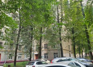 Продам 2-ком. квартиру, 55 м2, Москва, улица 1812 года, 1, метро Парк Победы