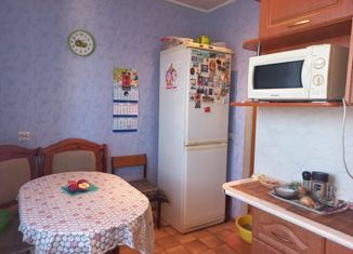 Продажа 3-комнатной квартиры, 64.3 м2, село Холмогоры, Красноармейская улица, 40