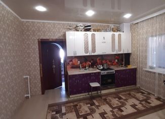 Продаю дом, 180 м2, Жигулёвск, улица Крылова, 50А