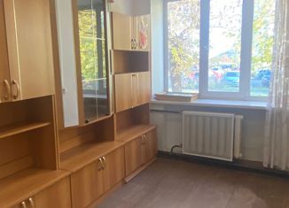 Продаю комнату, 10.4 м2, Каменск-Уральский, улица Репина, 6