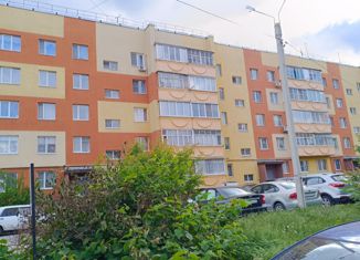 Продается 1-комнатная квартира, 40 м2, Алексеевка, улица Маяковского, 92