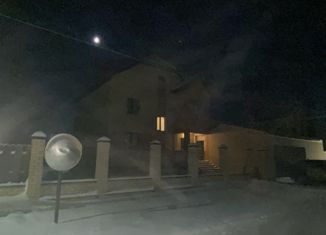 Продам дом, 130 м2, посёлок Дубровка, Главная улица