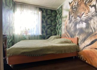 Продам 4-ком. квартиру, 64 м2, Дальнегорск, улица Химиков, 3А