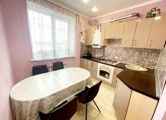 Продам двухкомнатную квартиру, 48 м2, село Кармаскалы, улица Рафикова, 25