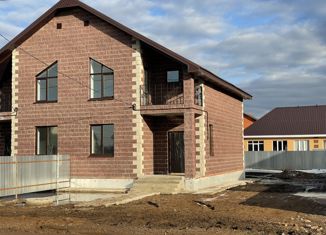 Продам таунхаус, 115 м2, село Миловка, улица Казанцевых, 3А