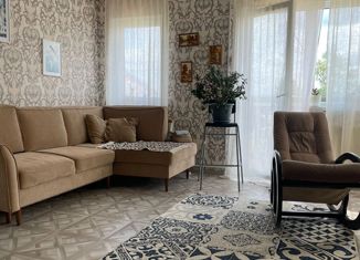 Продается 3-комнатная квартира, 83.7 м2, Старая Русса, улица Яковлева, 7к2