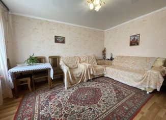 Продаю трехкомнатную квартиру, 62 м2, село Кабардинка, Геленджикская улица, 15