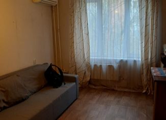 Сдаю четырехкомнатную квартиру, 65 м2, Москва, Зеленоградская улица, 37
