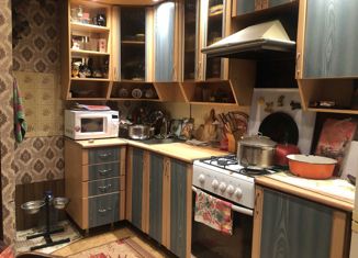 Продаю 3-ком. квартиру, 64.3 м2, поселок городского типа Рябово, Ленинградская улица, 1к3