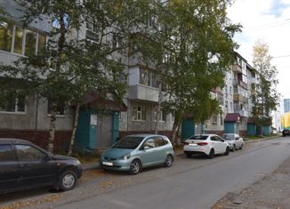 Продам 3-ком. квартиру, 48.3 м2, Тюменская область, улица Дружбы Народов, 29А