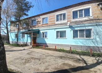 Продается 2-комнатная квартира, 49 м2, село Бессоновка, Сурская улица, 127А
