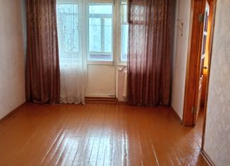 Продажа трехкомнатной квартиры, 56.4 м2, Курганская область, улица Карбышева, 46