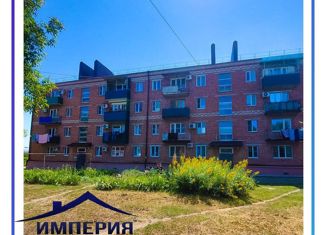 Продам 2-ком. квартиру, 46.3 м2, Новокубанск, Ленинградская улица, 6