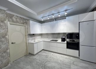 Продается 3-ком. квартира, 67.7 м2, Казань, Удивительная улица, 9, ЖК Весна