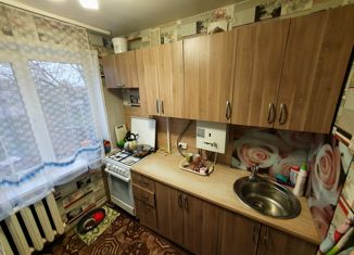 Продам 3-комнатную квартиру, 63.9 м2, деревня Ясенцы, Центральная улица, 26