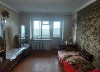 Продам 2-комнатную квартиру, 45.3 м2, Белогорск, улица 50 лет Комсомола, 14