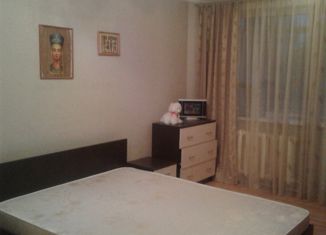 Продам 2-комнатную квартиру, 44 м2, Чехов, улица Мира, 13