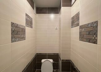 Продам 2-ком. квартиру, 45 м2, Новосибирск, Первомайская улица, 186, Первомайская улица