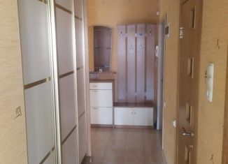 Продажа 3-ком. квартиры, 73 м2, Москва, Вересковая улица, 1к1, Вересковая улица