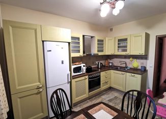 Продам 2-ком. квартиру, 62 м2, Москва, улица Екатерины Будановой, 20к1, улица Екатерины Будановой