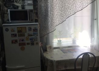 Продается 2-комнатная квартира, 40.5 м2, Грязи, улица Правды, 45