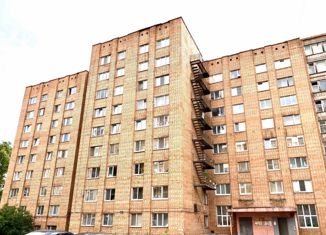 Продам комнату, 18 м2, Ижевск, улица Карла Маркса, 425, жилой район Север