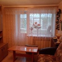 Продается 2-ком. квартира, 42.4 м2, Заречный, Братская улица, 21