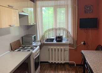 Продам 2-ком. квартиру, 54 м2, Светлоград, улица Пушкина, 3