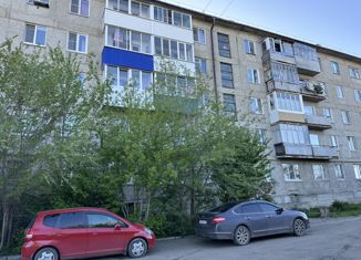 Однокомнатная квартира на продажу, 22 м2, Курганская область, улица Мошкалева, 1