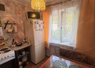 Продается трехкомнатная квартира, 55 м2, Мурманская область, улица Кирова, 29