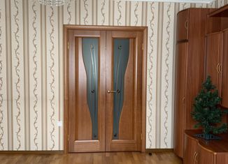 Продам трехкомнатную квартиру, 64.5 м2, Санкт-Петербург, Российский проспект, 14, Российский проспект