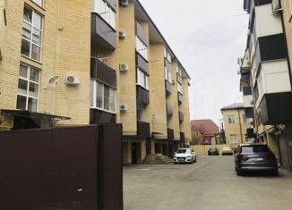 Продажа 3-комнатной квартиры, 82.5 м2, Армавир, улица Кропоткина, 42