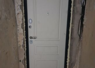 Продажа 3-ком. квартиры, 61 м2, Большой Камень, улица Академика Крылова, 7