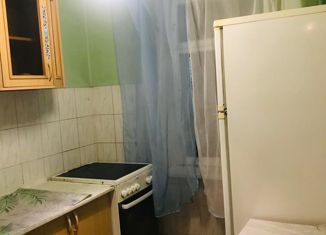 Продаю 3-комнатную квартиру, 65 м2, Челябинск, улица Трубников, 9, Ленинский район