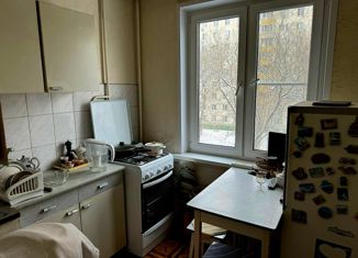 Продаю 3-ком. квартиру, 58.2 м2, Москва, улица Полбина, 24, станция Люблино