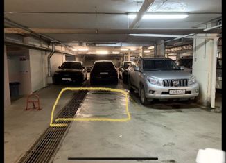 Продаю машиноместо, 21 м2, Тула, Центральный территориальный округ, улица Михеева, 15