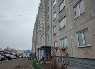 Продаю 3-ком. квартиру, 65 м2, Сосновоборск, улица 9 Пятилетки, 8