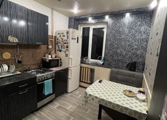 Продается двухкомнатная квартира, 47.9 м2, Мурманск, улица Сафонова, 39
