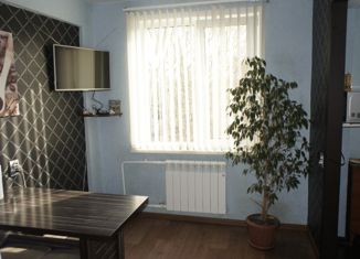 Продажа 4-ком. квартиры, 58.8 м2, Заринск, улица Союза Республик, 18/2