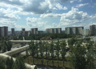 Продаю 2-ком. квартиру, 43 м2, Екатеринбург, улица Бебеля, 154, улица Бебеля