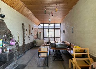 Продаю дом, 250 м2, Нальчик, Малкинская улица, 45