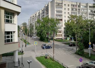 Продажа 2-комнатной квартиры, 41 м2, Екатеринбург, улица Карла Маркса, 25А, улица Карла Маркса