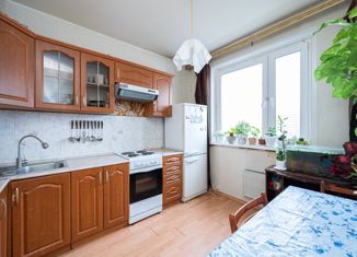Двухкомнатная квартира на продажу, 53 м2, Москва, улица Менжинского, 25, улица Менжинского