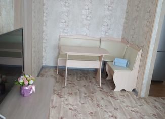 Продается 3-ком. квартира, 46.8 м2, Бородино, улица Ленина, 62