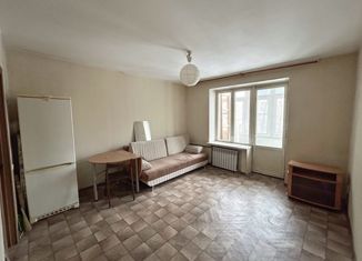 Продам комнату, 69.5 м2, Москва, Восточная улица, 2к5, метро Дубровка