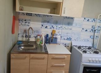 Продается 1-комнатная квартира, 35 м2, Темрюк, улица Калинина, 101/1