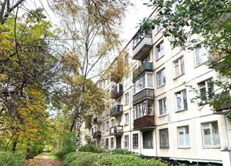 Продаю 1-комнатную квартиру, 30.5 м2, Санкт-Петербург, улица Белы Куна, 20к3