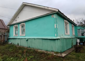 Продаю дом, 101 м2, посёлок городского типа Базарный Карабулак, улица Сакко и Ванцетти, 92
