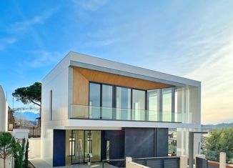 Продается дом, 213 м2, Сочи, микрорайон Молдовка, улица Мира, 177А/1