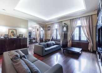 Продам трехкомнатную квартиру, 150 м2, Москва, Тверская улица, 28к1, метро Маяковская